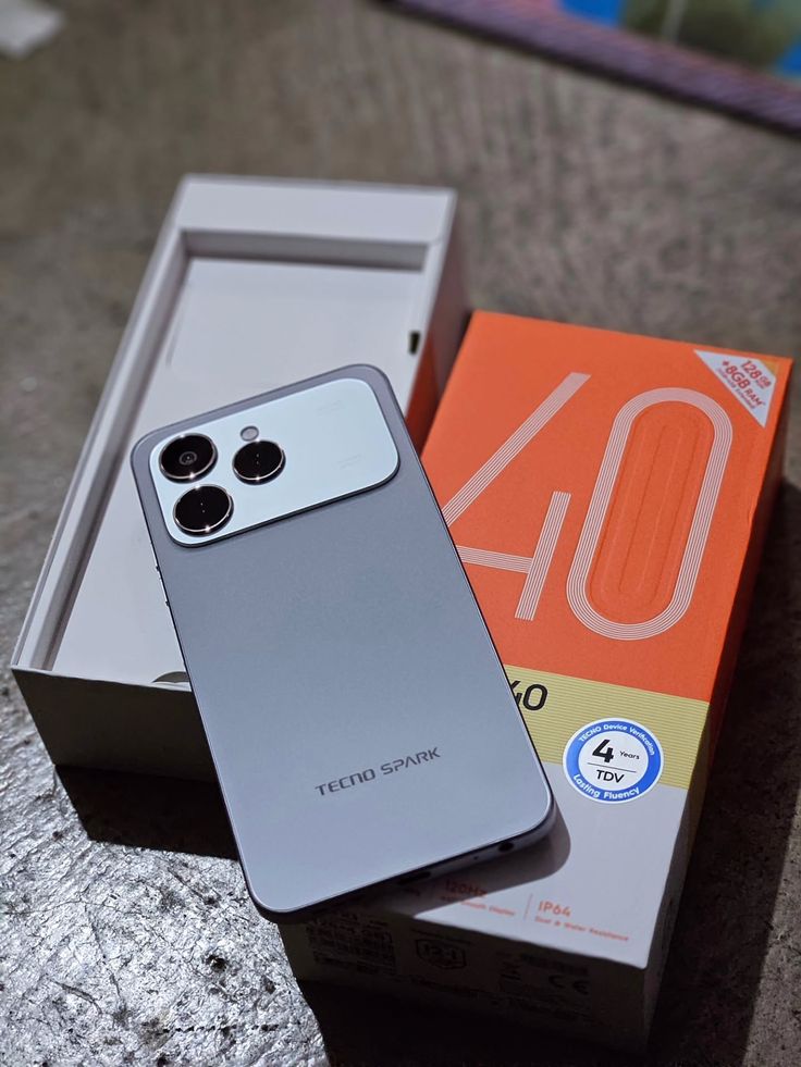Tecno spark 40